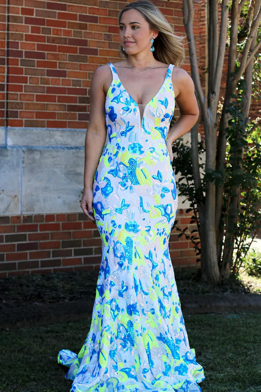 Mermaid Cute V Neck Sequins evening gown Long Prom Dresses